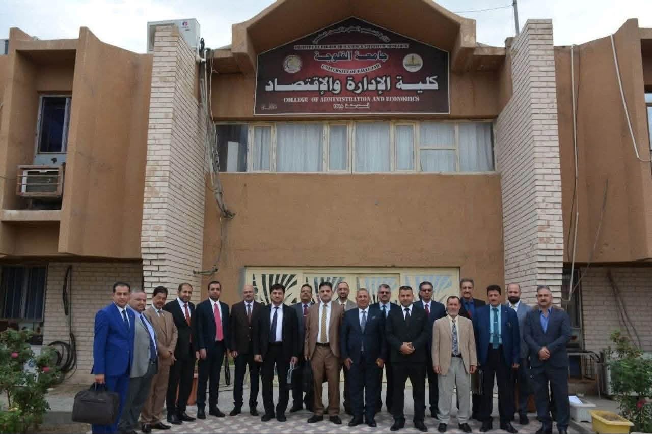 رئيس قسم في الكلية مشرفا على  (فريق المقيم الوطني لاستكمال متطلبات الاعتماد البرامجي) - 1